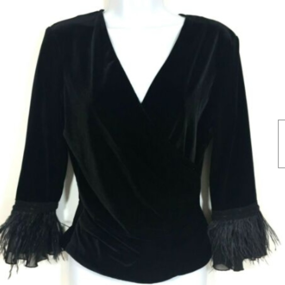 Cachet Velvet Wrap Top Size Medium